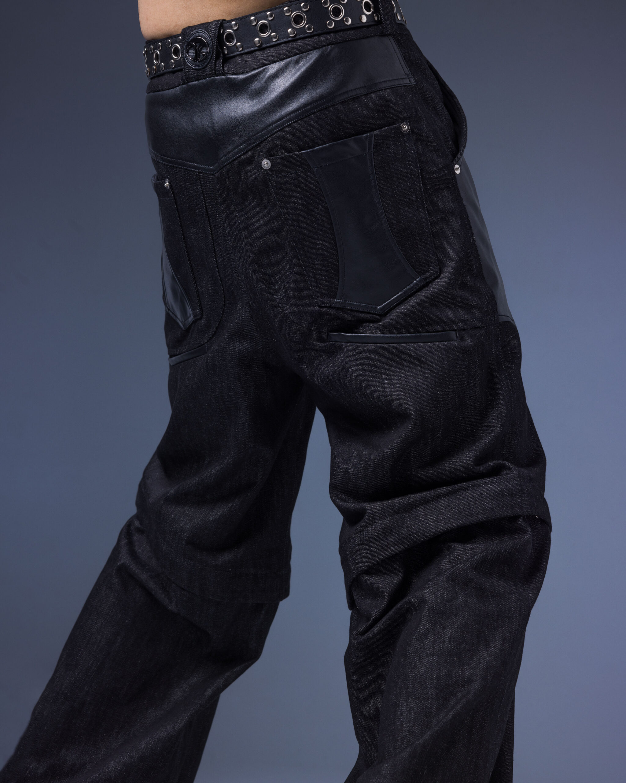 202504051155 Evolution – Membranous Wing Paneled Wide Denim(black/Leather Spliced)