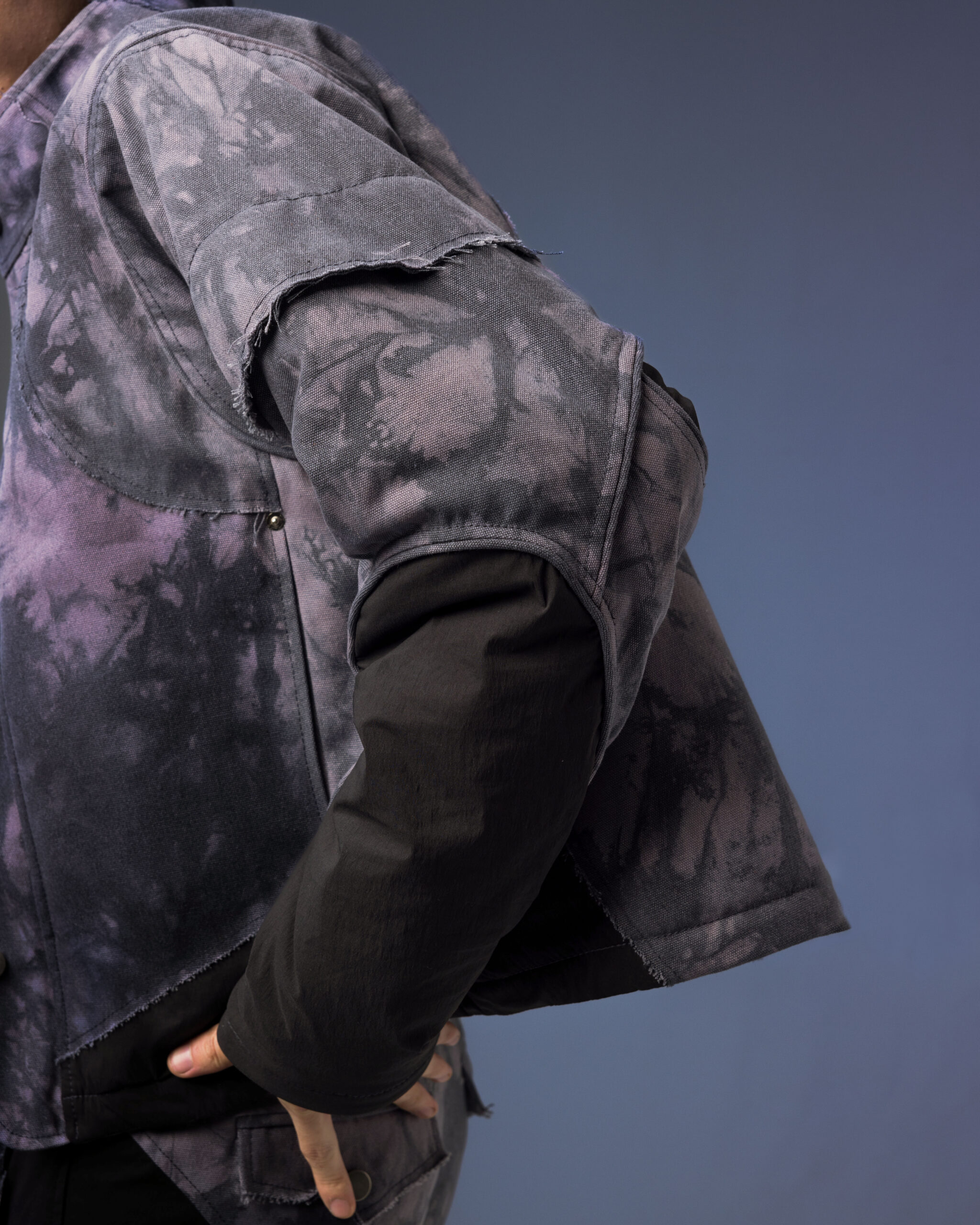 202504050480 Biomimetic – Scarab Tank Jacket