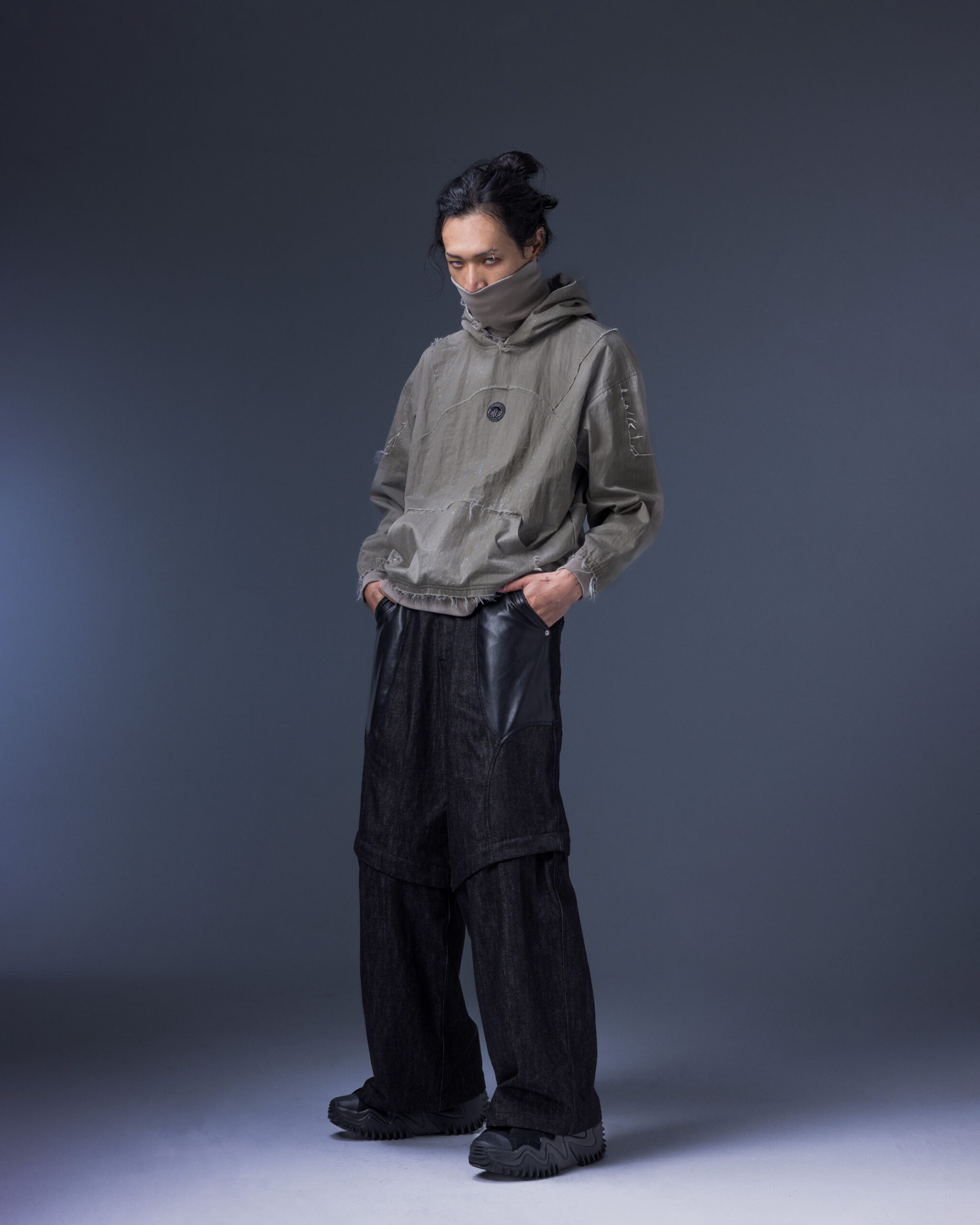 202504051001 Evolution – Membranous Wing Paneled Wide Denim(black/Leather Spliced)