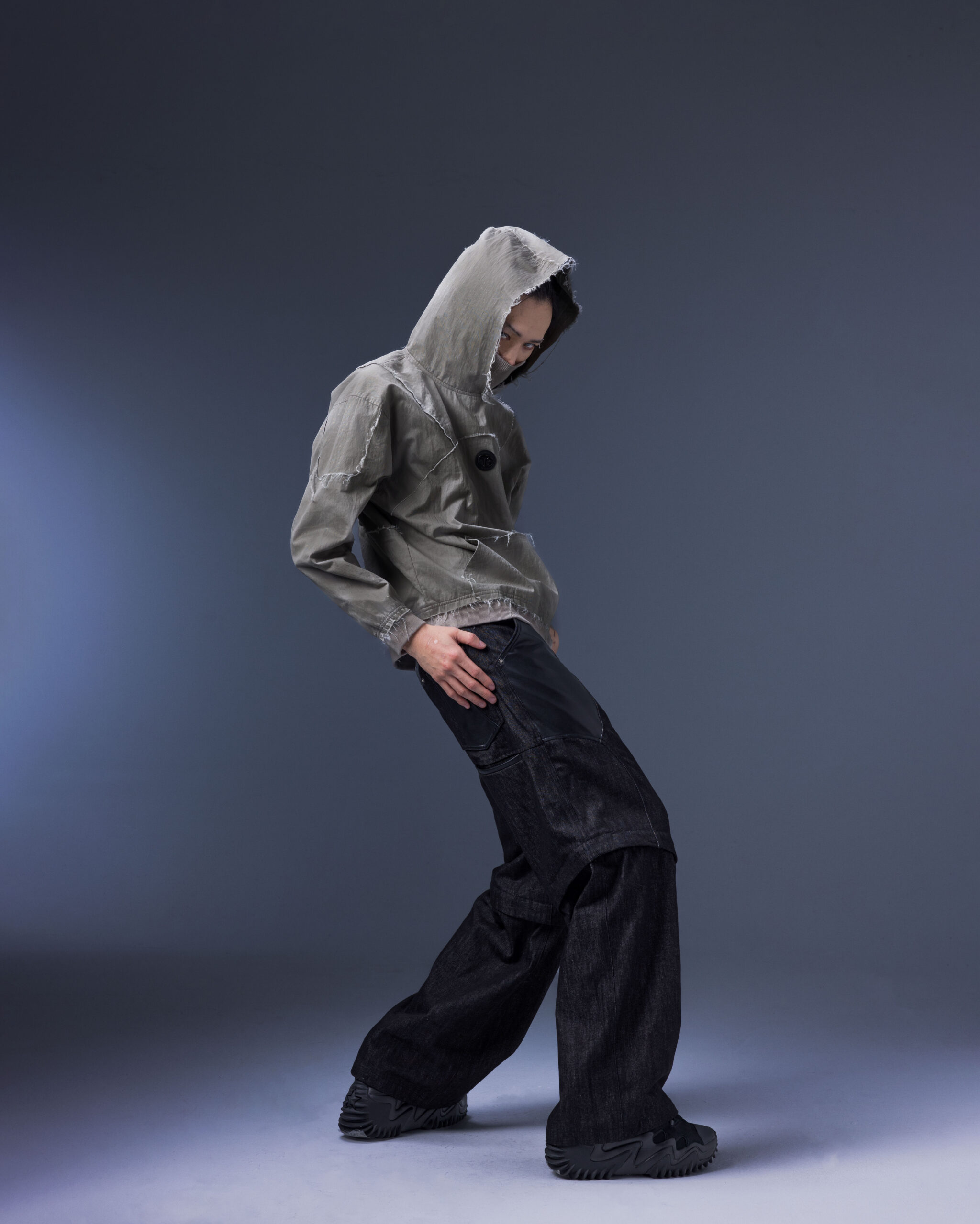 202504051043 Evolution – Membranous Wing Paneled Wide Denim(black/Leather Spliced)