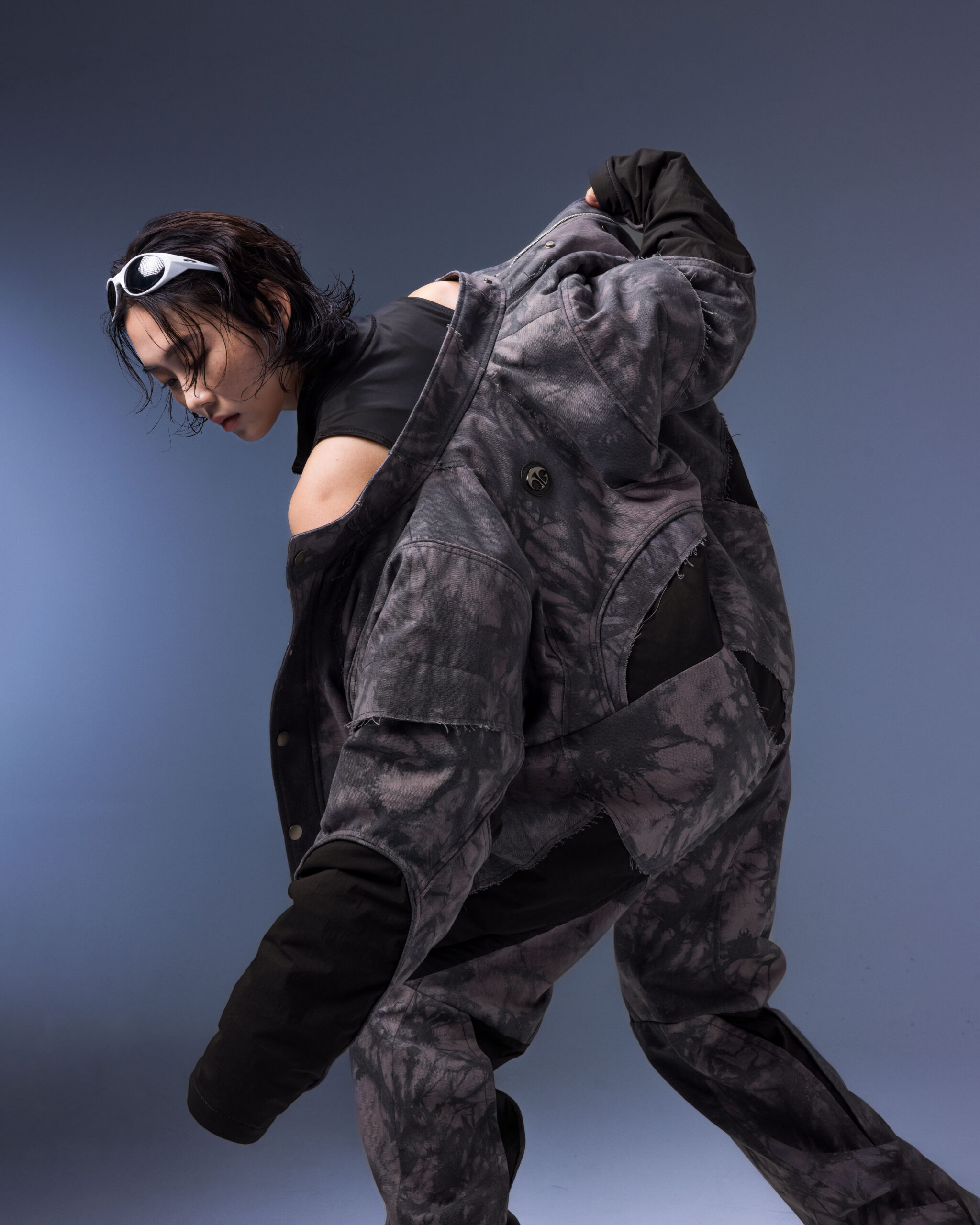 202504051589 Biomimetic – Scarab Tank Jacket
