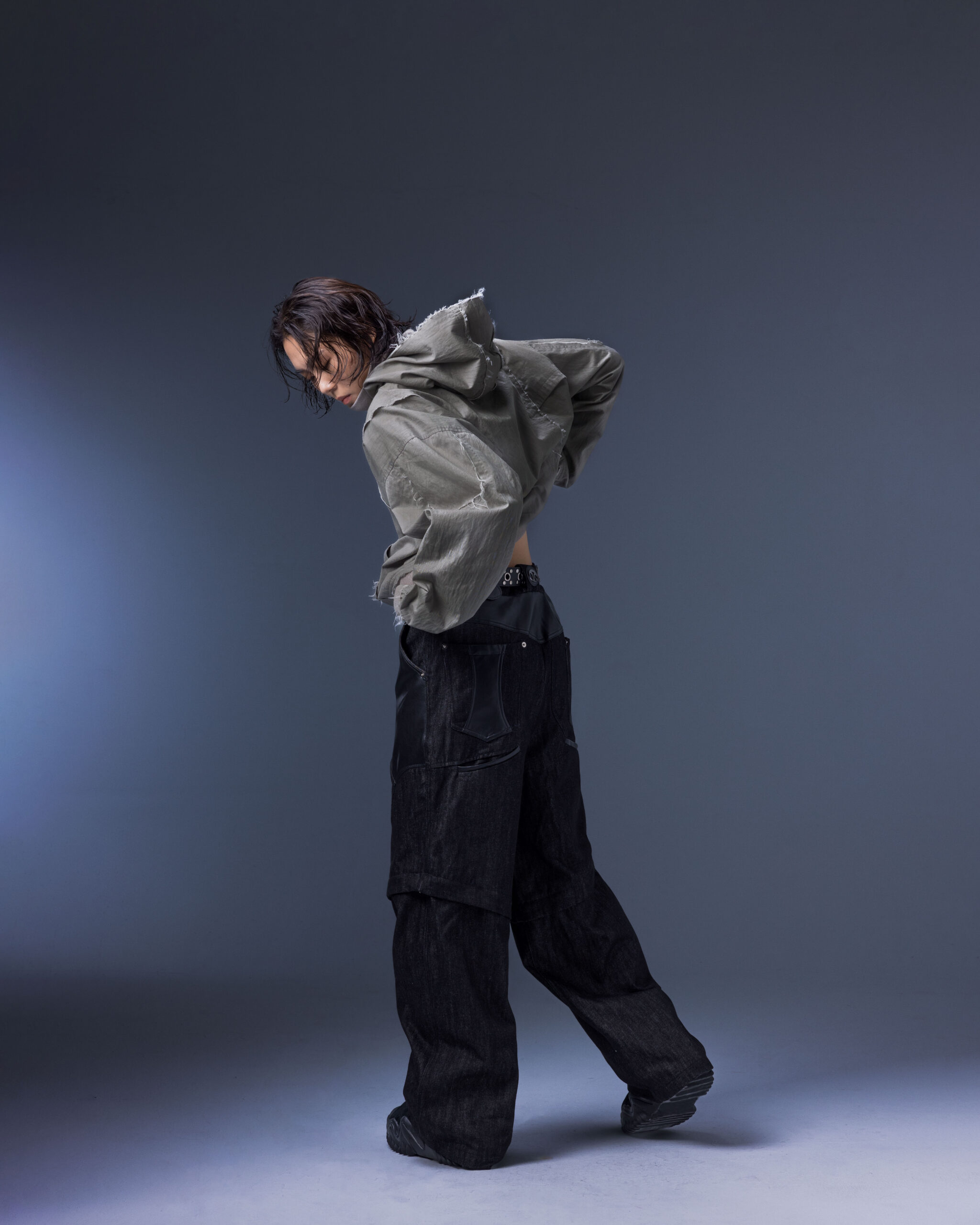 202504051846 Evolution – Membranous Wing Paneled Wide Denim(black/Leather Spliced)