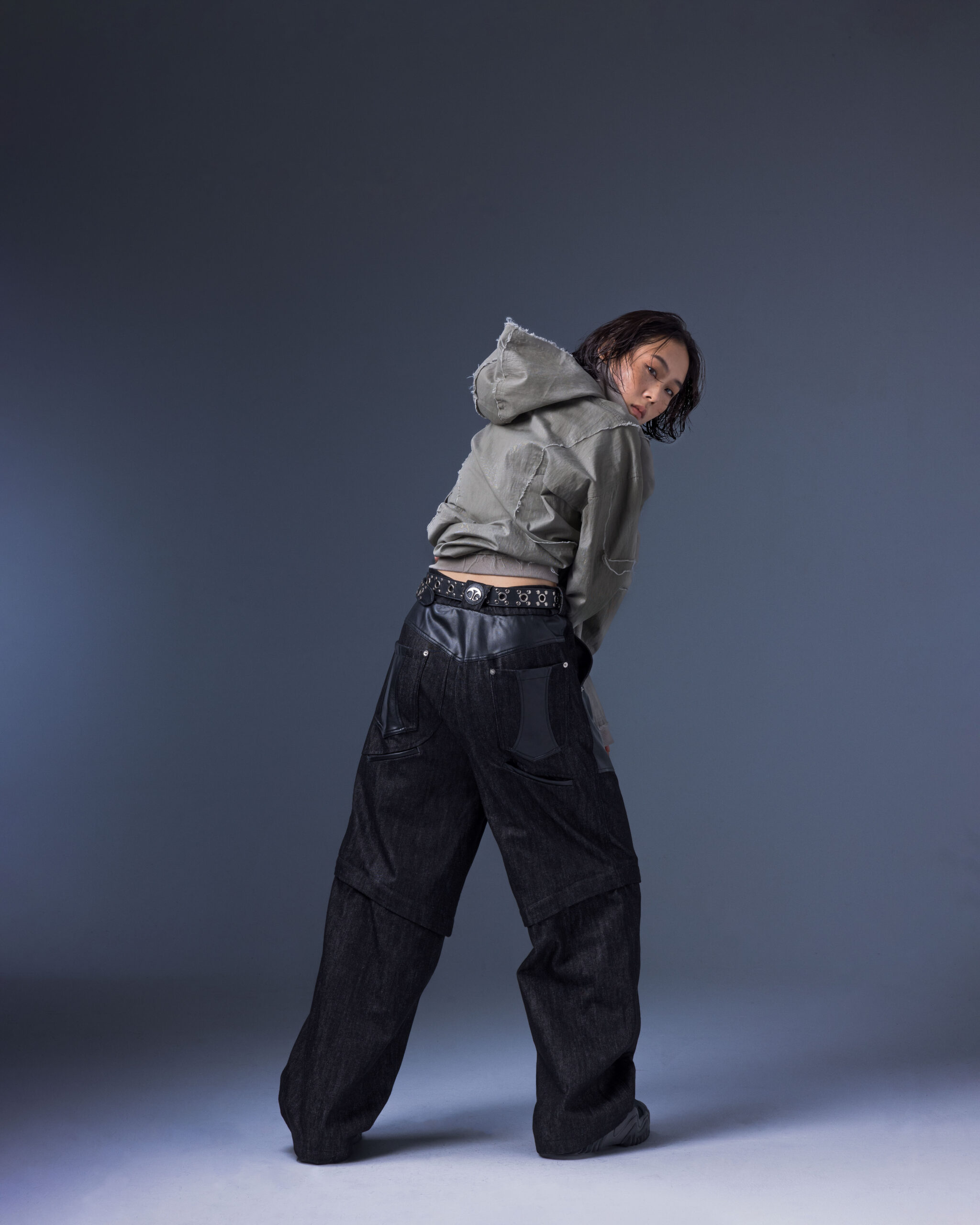 202504051862 Evolution – Membranous Wing Paneled Wide Denim(black/Leather Spliced)