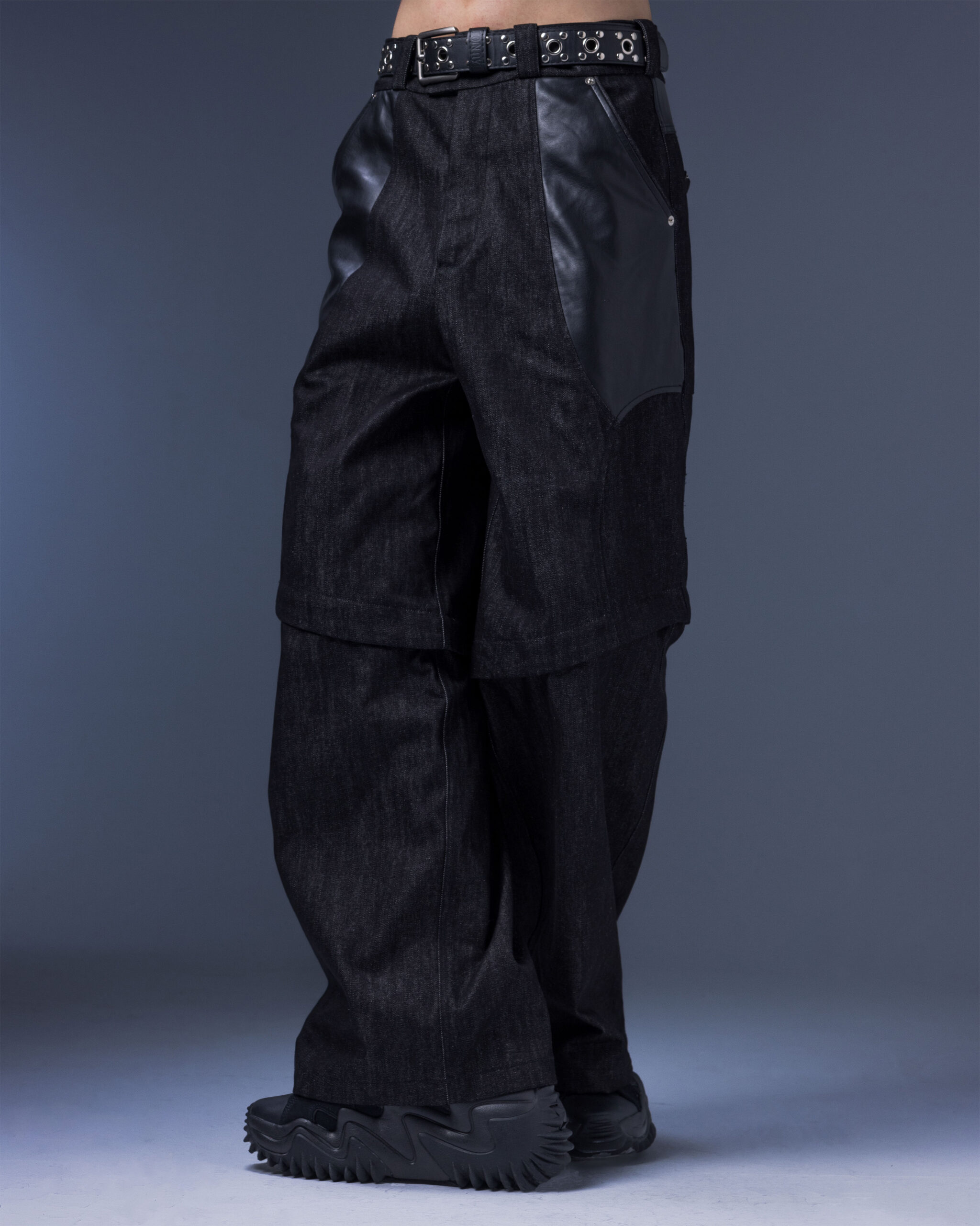 7 Evolution – Membranous Wing Paneled Wide Denim(black/Leather Spliced)