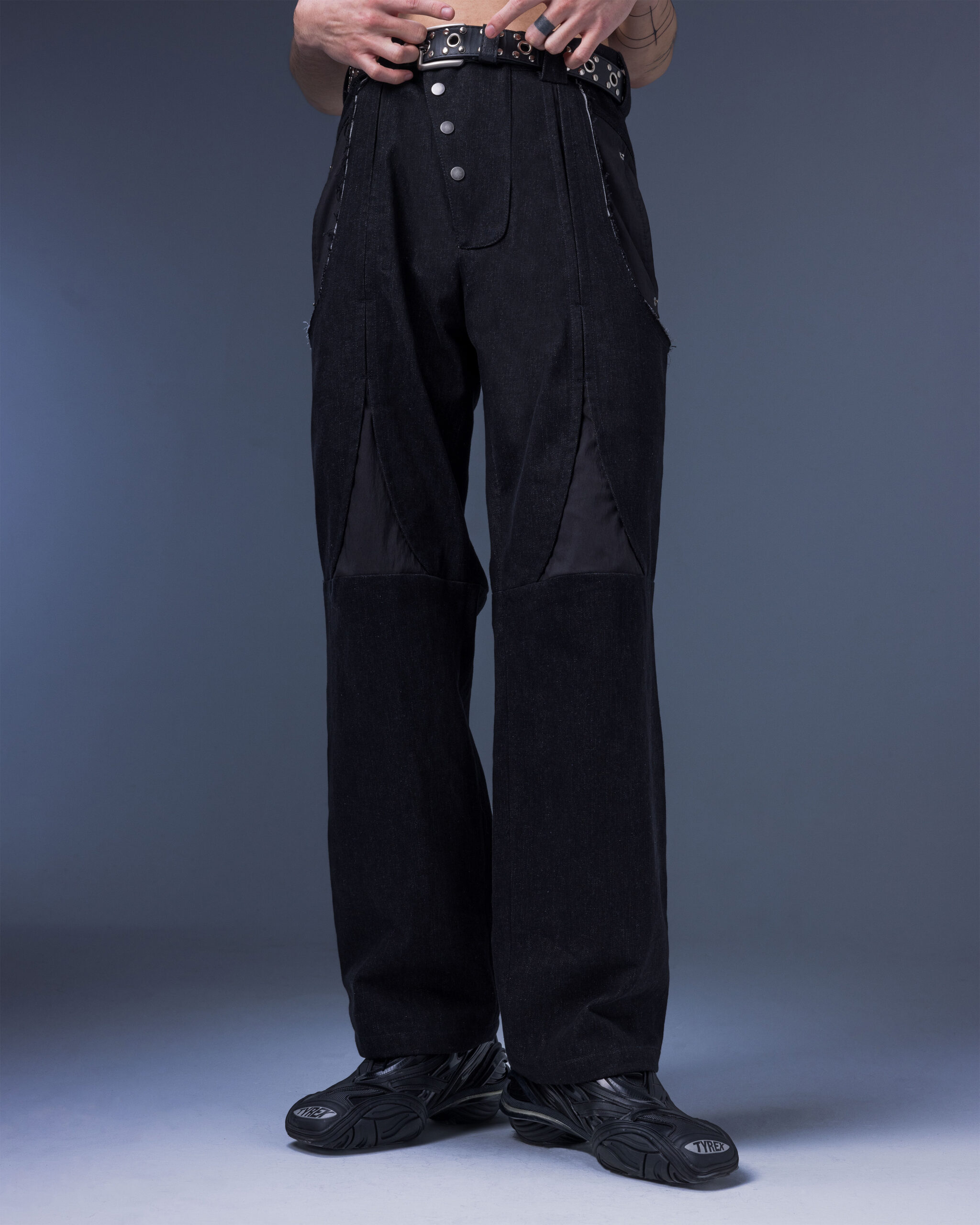 9 Biomimetic – Appendicular Structure Straight Pants(black)