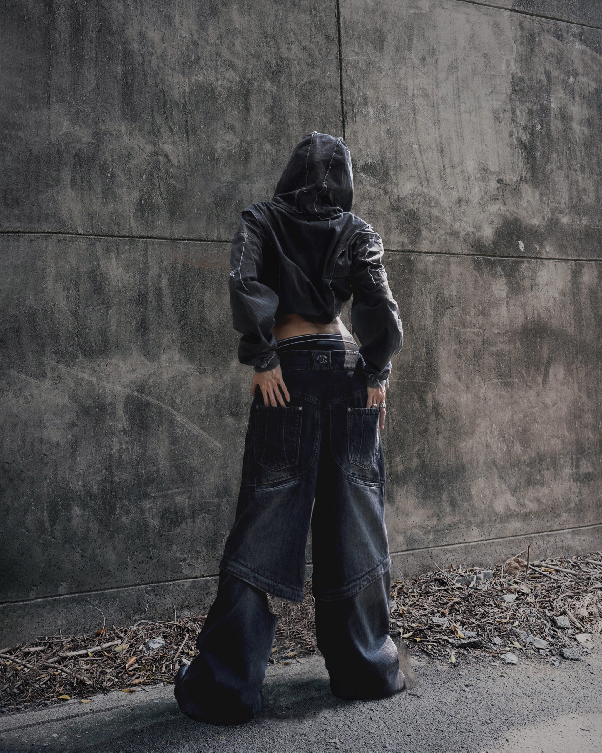 3-1 Evolution – Membranous Wing Paneled Wide Denim(black/Washed)